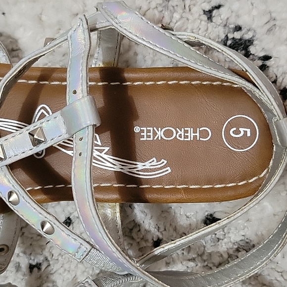 Cherokee sandals - Picture 3 of 5